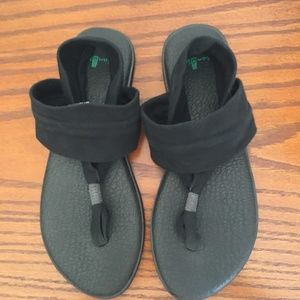 Sanuk Black Sandals